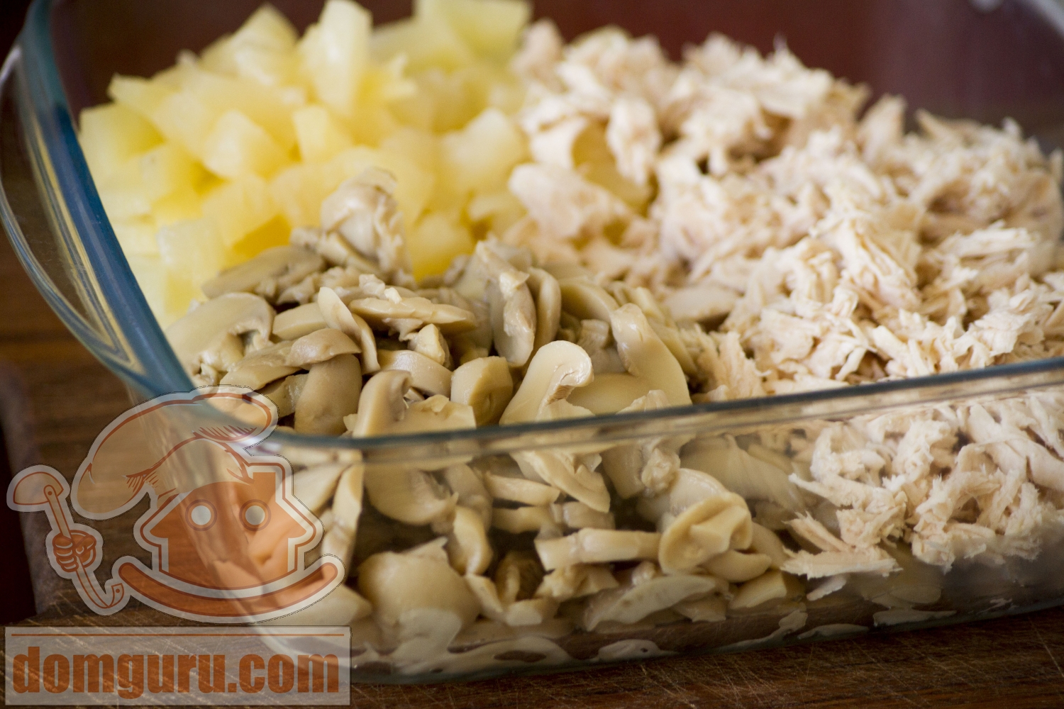 Салат из курицы шампиньонов и ананасов пошаговый рецепт Салат из курицы шампиньонов и ананасов пошаговый рецепт