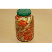 Как приготовить салат из редьки с морковью