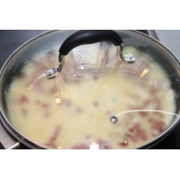 Как приготовить омлет с сосисками