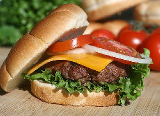 Рейтинг вкуса бургеров: у McDonald`s - последнее место.