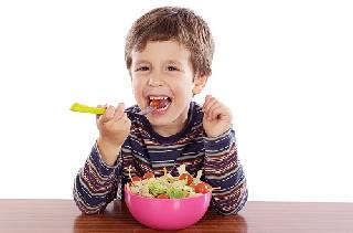 Как научить ребёнка есть овощи?