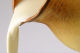 Топлёное молоко: свойства и способы приготовления