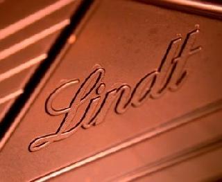 Коллекция шоколада LINDOR к 8 марта