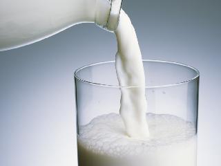 Борьба с контрафактным молоком должна стать эффективнее.